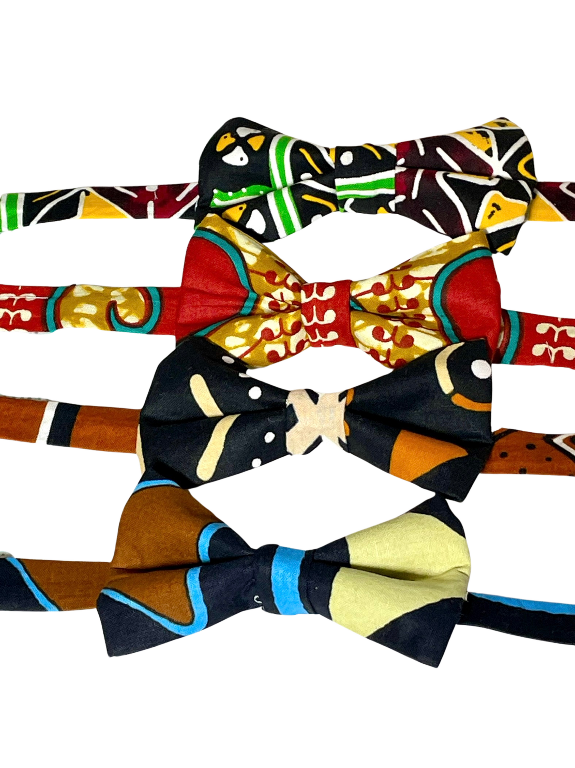 African print bow ties in 4 prints. Also available with a pocket square to make a stylish bow tie set. 